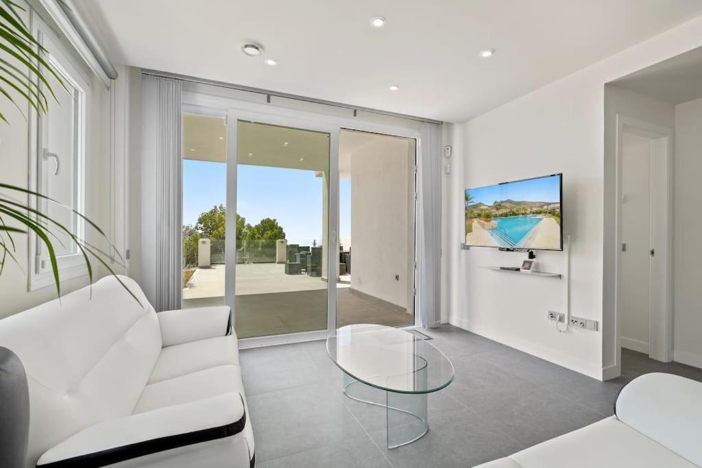 De Lujo En Bay View Apartment